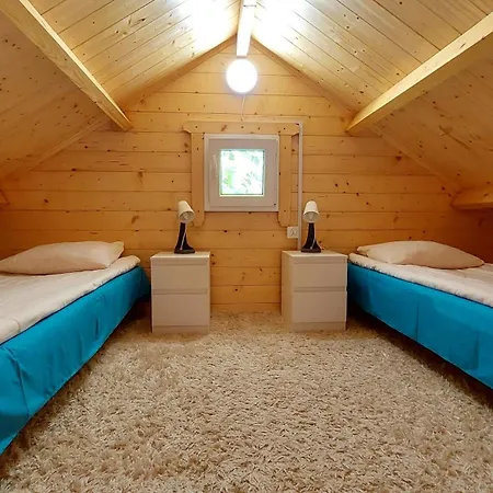 Toscana Camp مكان تخييم بوغورزيلكا